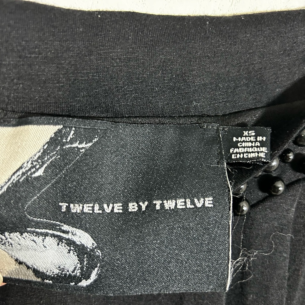 Twelve by twelve Elegant Black Dress with Beaded Accents (without belt ) - Picture 3 of 12